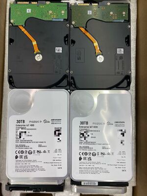Discos duros empresariales Seagate Exos EXOS de 28 TB Modelo: ST30000NM011F